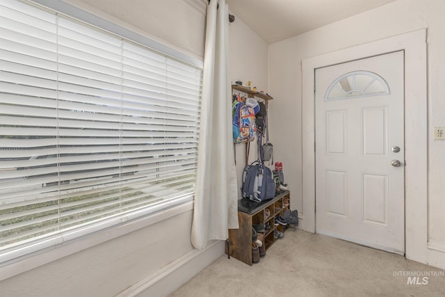 538 N 6th St, Payette, ID 83661 - view of carpeted entryway