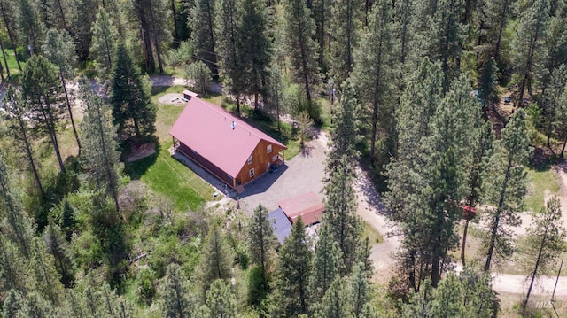 bird's eye view with a forest view