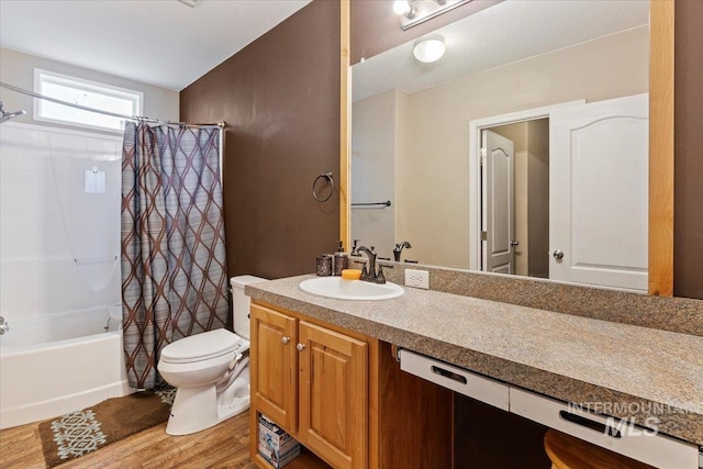 3834 N 2381 E, Filer, ID 83328 - bathroom with wood finished floors, toilet, vanity, and shower / bath combo