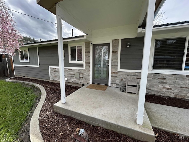 139 119th St, Orofino, ID 83544 - property entrance with stone siding