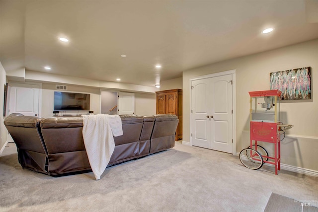 3330 E 4050 N, Twin Falls, ID 83301 - living room with visible vents, baseboards, recessed lighting, and light colored carpet