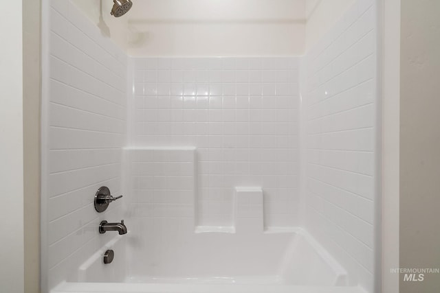 details with shower / bathtub combination