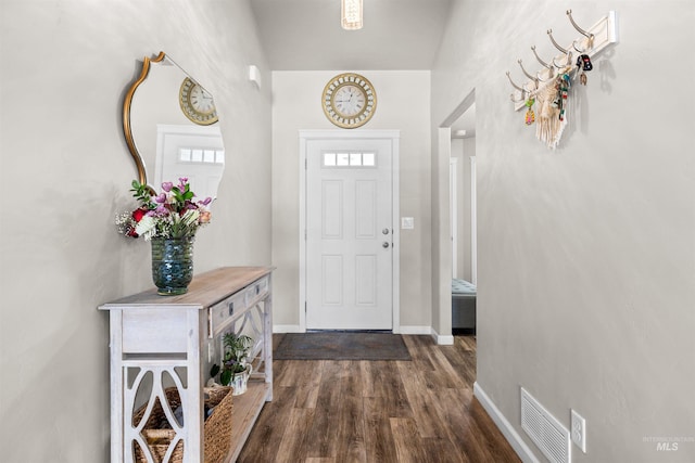 847 Bridget St, Twin Falls, ID 83301 - entrance foyer with dark wood-style flooring and baseboards