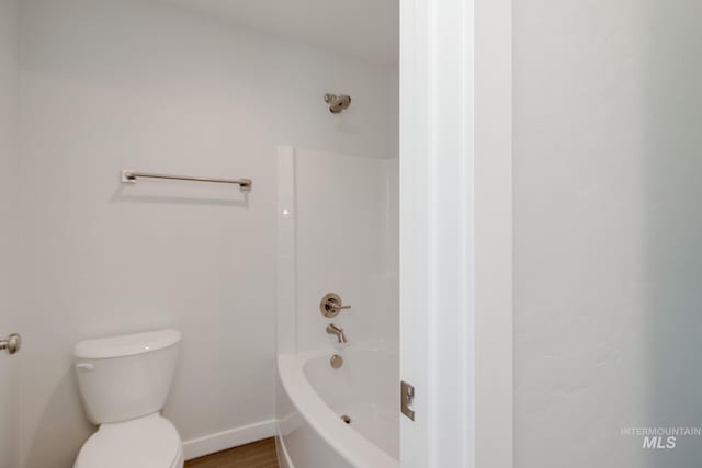 8196 E Red Horse St, Nampa, ID 83687 - bathroom with toilet, bathing tub / shower combination, and baseboards