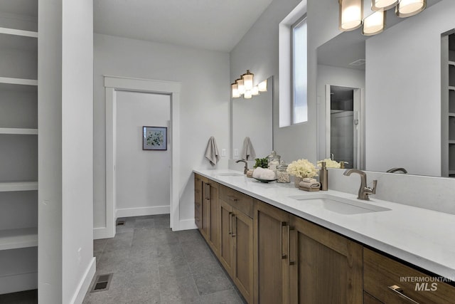6318 S Utmost Ln, Meridian, ID 83642 - full bath featuring double vanity and built in shelves