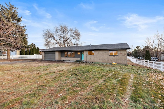 view of front of house with a front yard