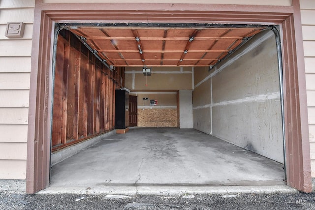 1607 Davis Ave Unit C2, Mccall, ID 83638 - garage featuring a garage door opener