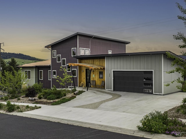 2809 Hampton Ct, Moscow, ID 83843 - contemporary home with a garage and driveway