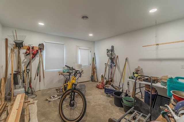 2809 Hampton Ct, Moscow, ID 83843 - workout area featuring recessed lighting