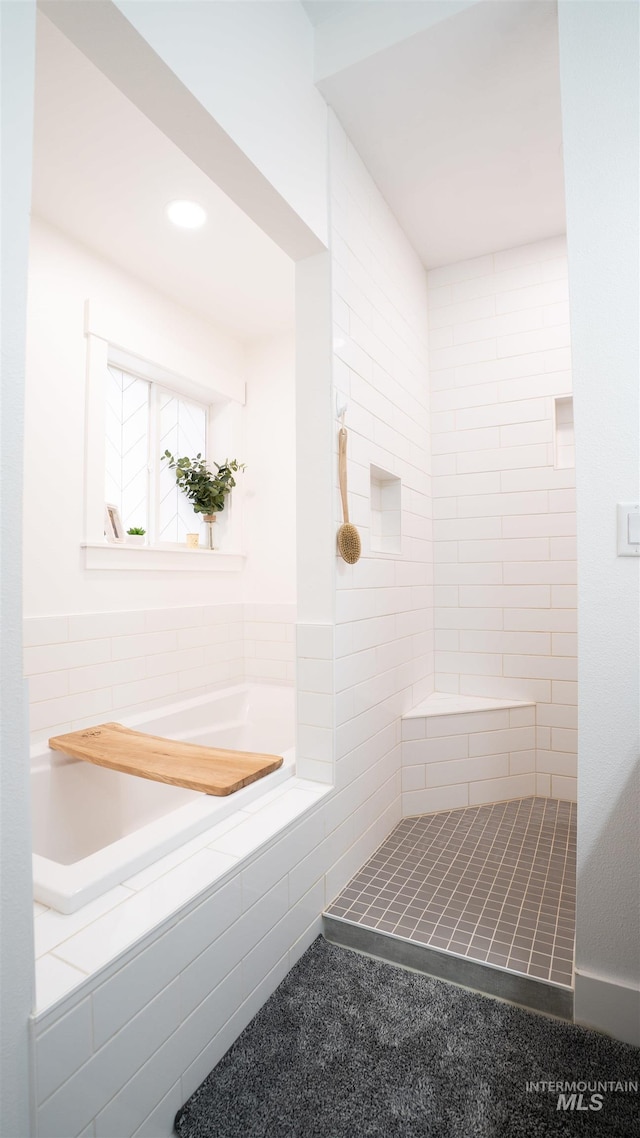 1147 Driscoll Ridge Rd, Troy, ID 83871 - full bathroom with a tile shower