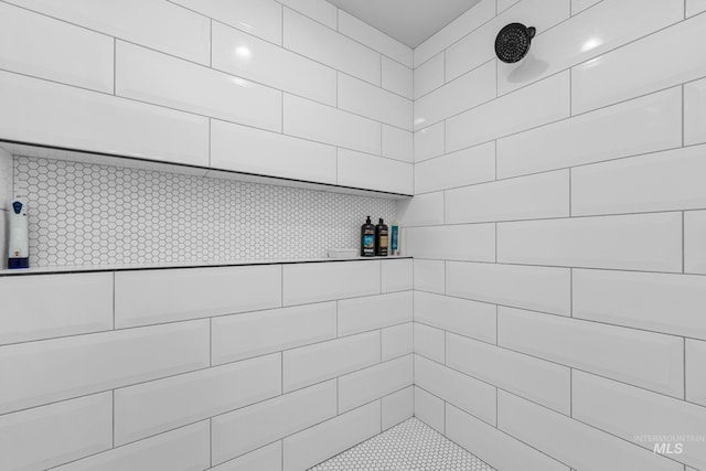 10179 Silversun St, Nampa, ID 83687 - bathroom featuring tiled shower