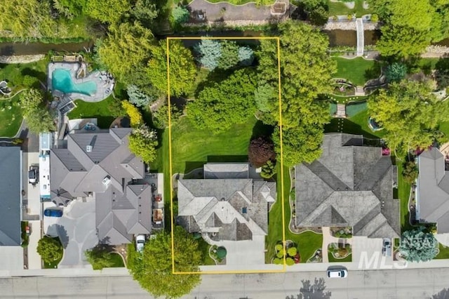 628 E Trinidad Dr, Meridian, ID 83642 - view of property location with property parcel outlined and a pool area