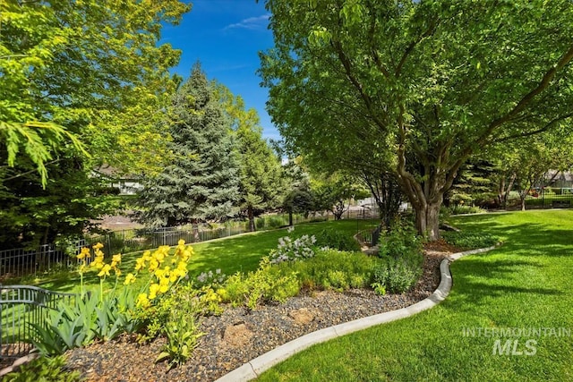 628 E Trinidad Dr, Meridian, ID 83642 - view of yard