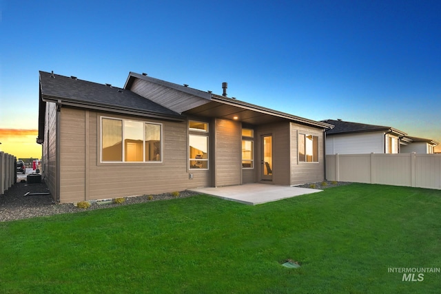 2477 E Galleon Ln, Meridian, ID 83642 - back of property with a patio area