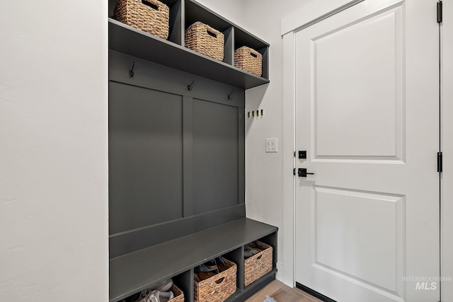 205 S Sunniva Ave, Kuna, ID 83634 - mudroom featuring light wood-style floors
