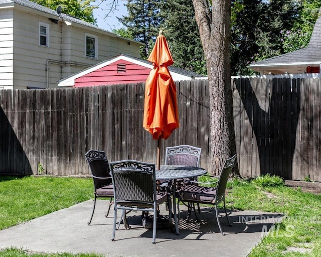 517 E C St, Moscow, ID 83843 - view of patio with outdoor dining space