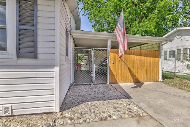 1035 N 7th Ave N, Payette, ID 83661 - view of side of property with fence
