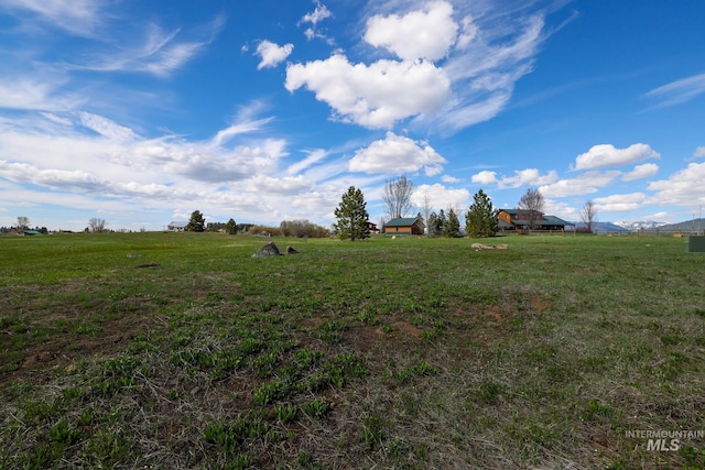 10421 Easy St, Mccall, ID 83638