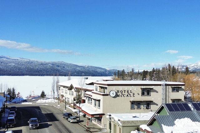 10421 Easy St, Mccall, ID 83638