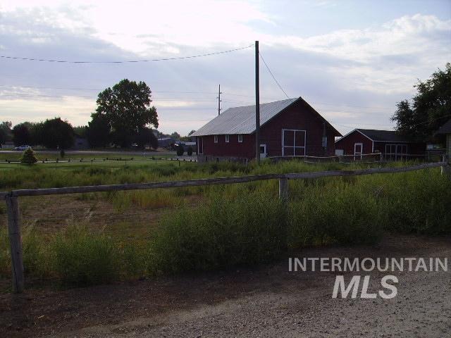 1107 Lake Lowell Ave, Nampa, ID 83686