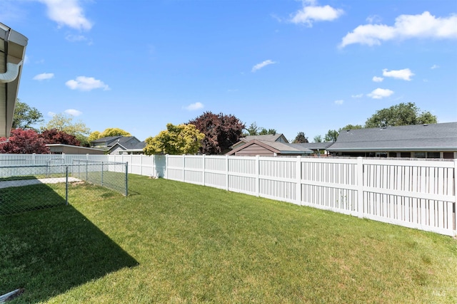 816 W Georgia Ave, Nampa, ID 83686 - view of yard
