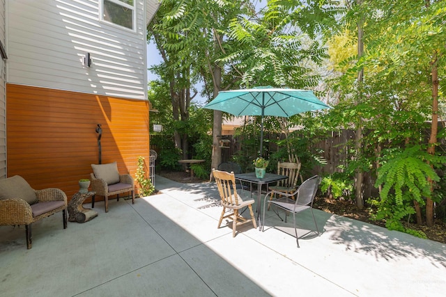 712 E Sheridan, Nampa, ID 83686 - view of patio with outdoor dining area