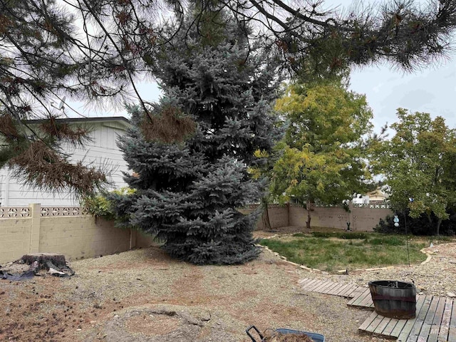 1111 SW 11th Ave, Ontario, OR 97914 - view of yard with a fenced backyard