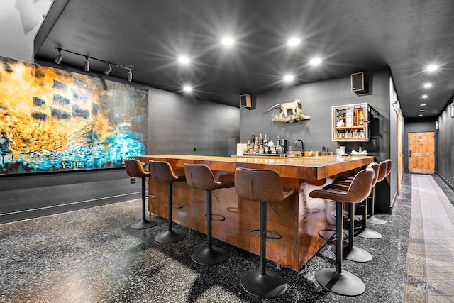 13331 Peaceful Way, Nampa, ID 83686 - bar featuring indoor wet bar, recessed lighting, and baseboards