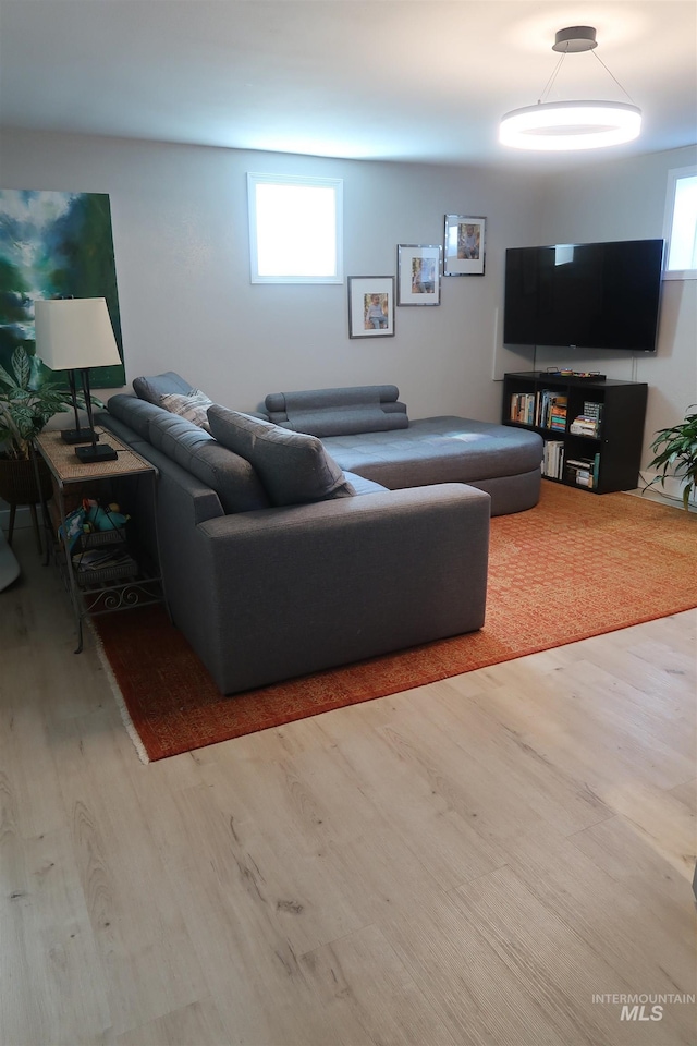 2405 23rd St, Clarkston, WA 99403 - living area with plenty of natural light and wood finished floors