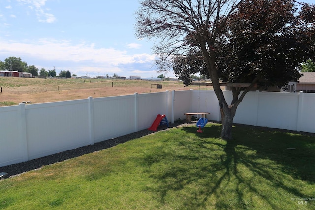 2405 23rd St, Clarkston, WA 99403 - view of yard with a rural view