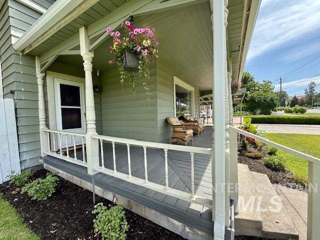 407 1st St, Asotin, WA 99402 - view of side of home featuring covered porch