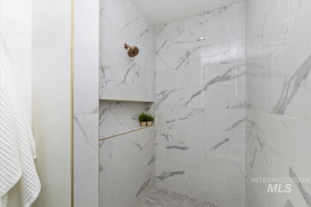 4265 W Thornapple Dr, Meridian, ID 83646 - full bath with a tile shower
