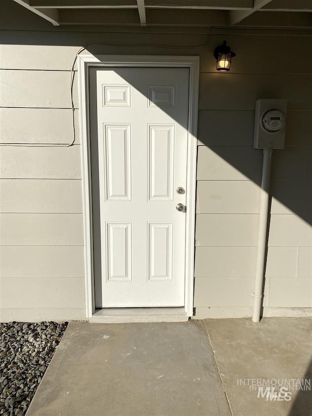 view of exterior entry