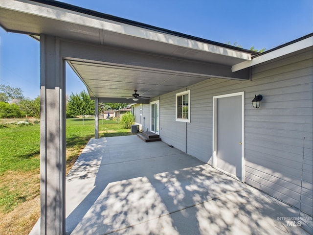 1673 Thomas, Emmett, ID 83617 - view of patio / terrace featuring a ceiling fan