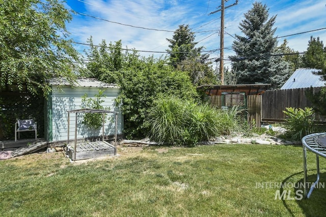 2844 Parke Circle Dr, Boise, ID 83705 - view of yard featuring a shed