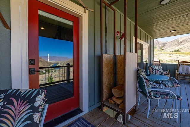 exterior space with a mountain view