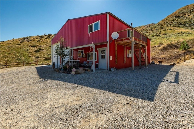 view of front facade with a mountain view