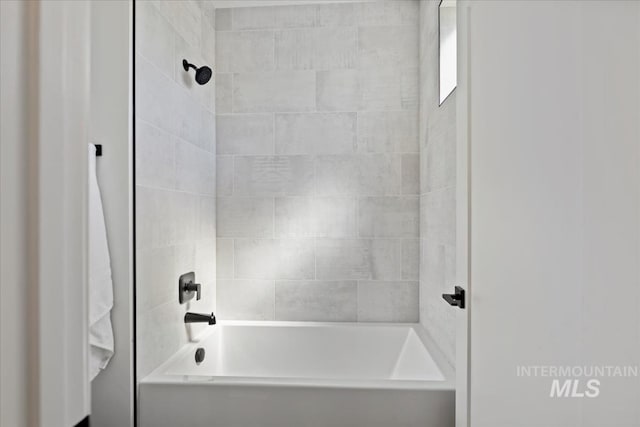 full bath featuring shower / washtub combination