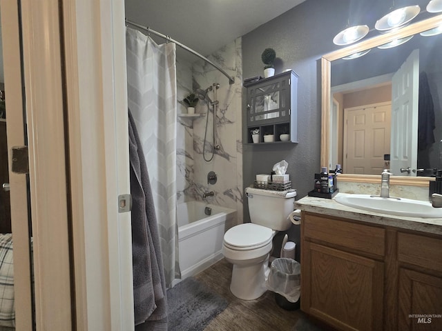 1451 Spurlock Ct, Twin Falls, ID 83301 - bathroom featuring wood finished floors, vanity, a textured wall, and shower / tub combo with curtain
