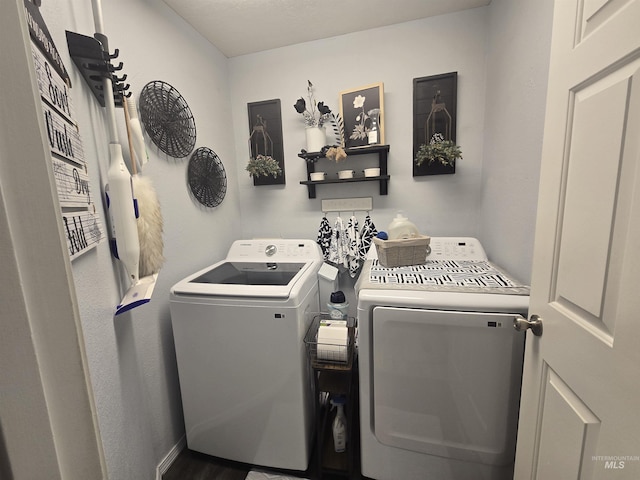 1451 Spurlock Ct, Twin Falls, ID 83301 - washroom with washer and dryer and baseboards