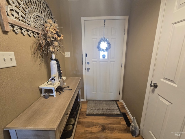 1451 Spurlock Ct, Twin Falls, ID 83301 - foyer featuring dark wood-style floors and baseboards
