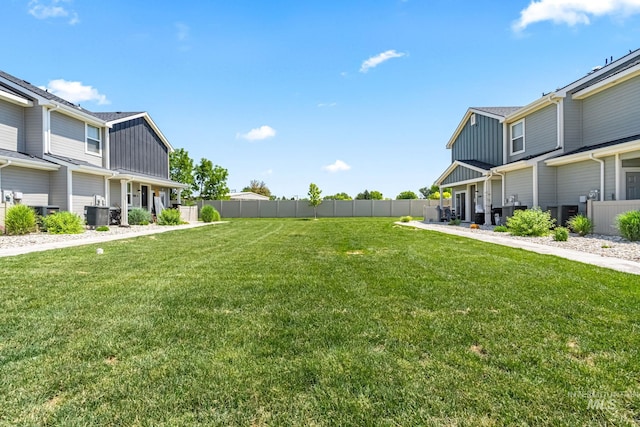 2312 E Spice Loop Unit 2, Nampa, ID 83687 - view of yard