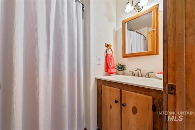 150 W Yuba Vista Dr, Atlanta, ID 83716 - full bathroom with vanity