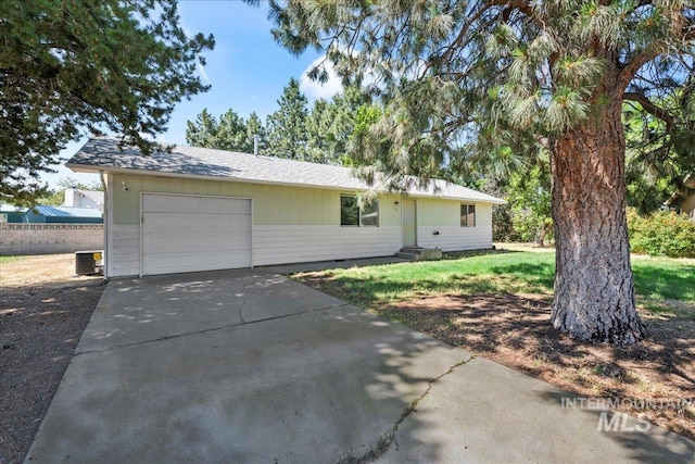 131 Goodall Pl, Mountain Home, ID 83647 - single story home with an attached garage, entry steps, concrete driveway, central AC, and roof with shingles