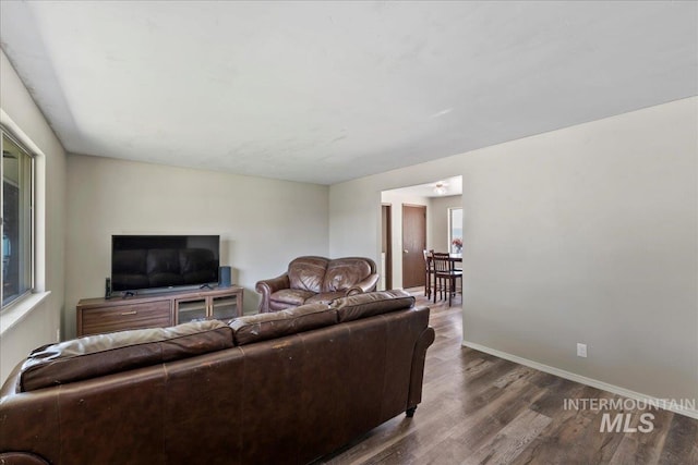131 Goodall Pl, Mountain Home, ID 83647 - living area featuring wood finished floors and baseboards