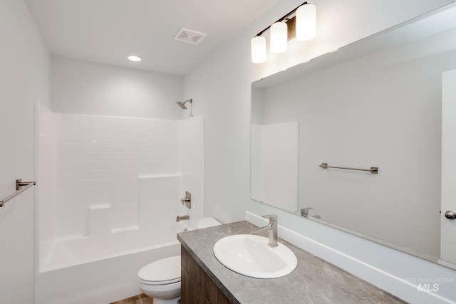 full bathroom with visible vents, shower / bathing tub combination, toilet, vanity, and recessed lighting