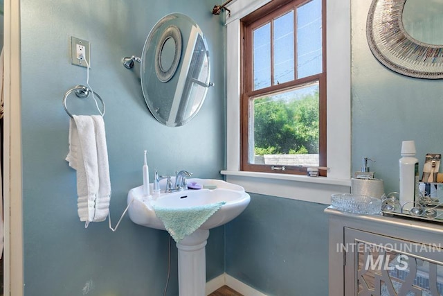 937 SW 1st St, Ontario, OR 97914 - view of bathroom