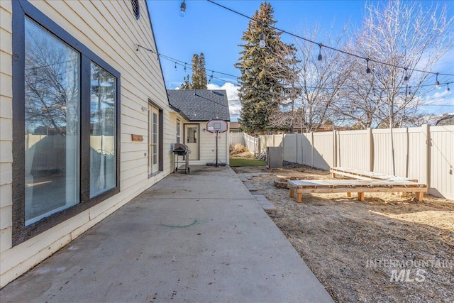 view of patio featuring a fenced backyard