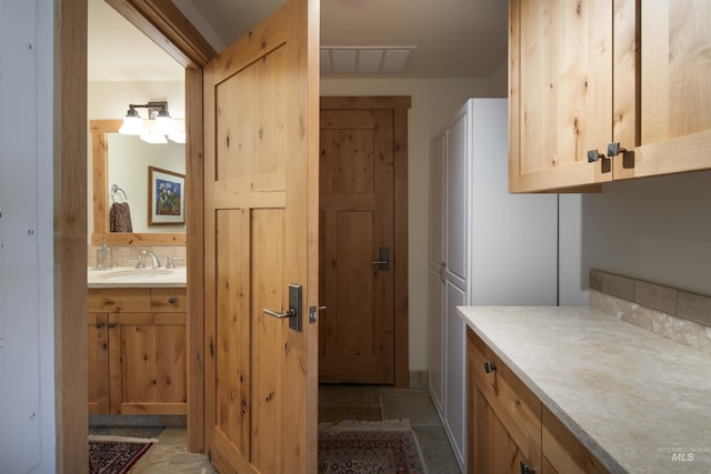 109 Angani Way Unit 15, Sun Valley, ID 83353 - kitchen with light countertops