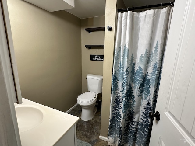821 3rd St, Lewiston, ID 83501 - bathroom with vanity and a shower with shower curtain
